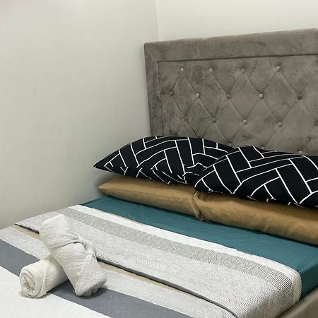 2Br Coast Residences 마닐라 외부 사진