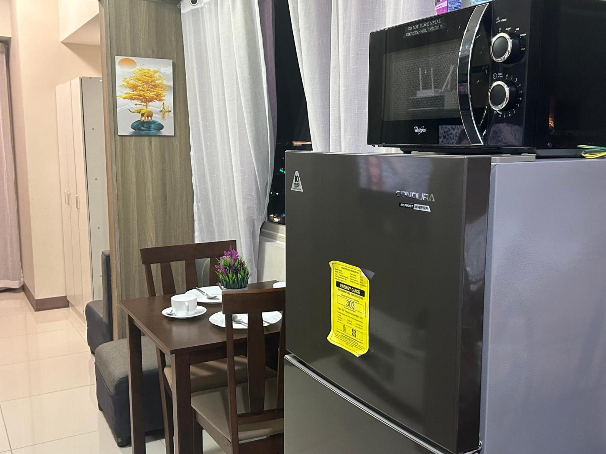 2Br Coast Residences 마닐라 외부 사진