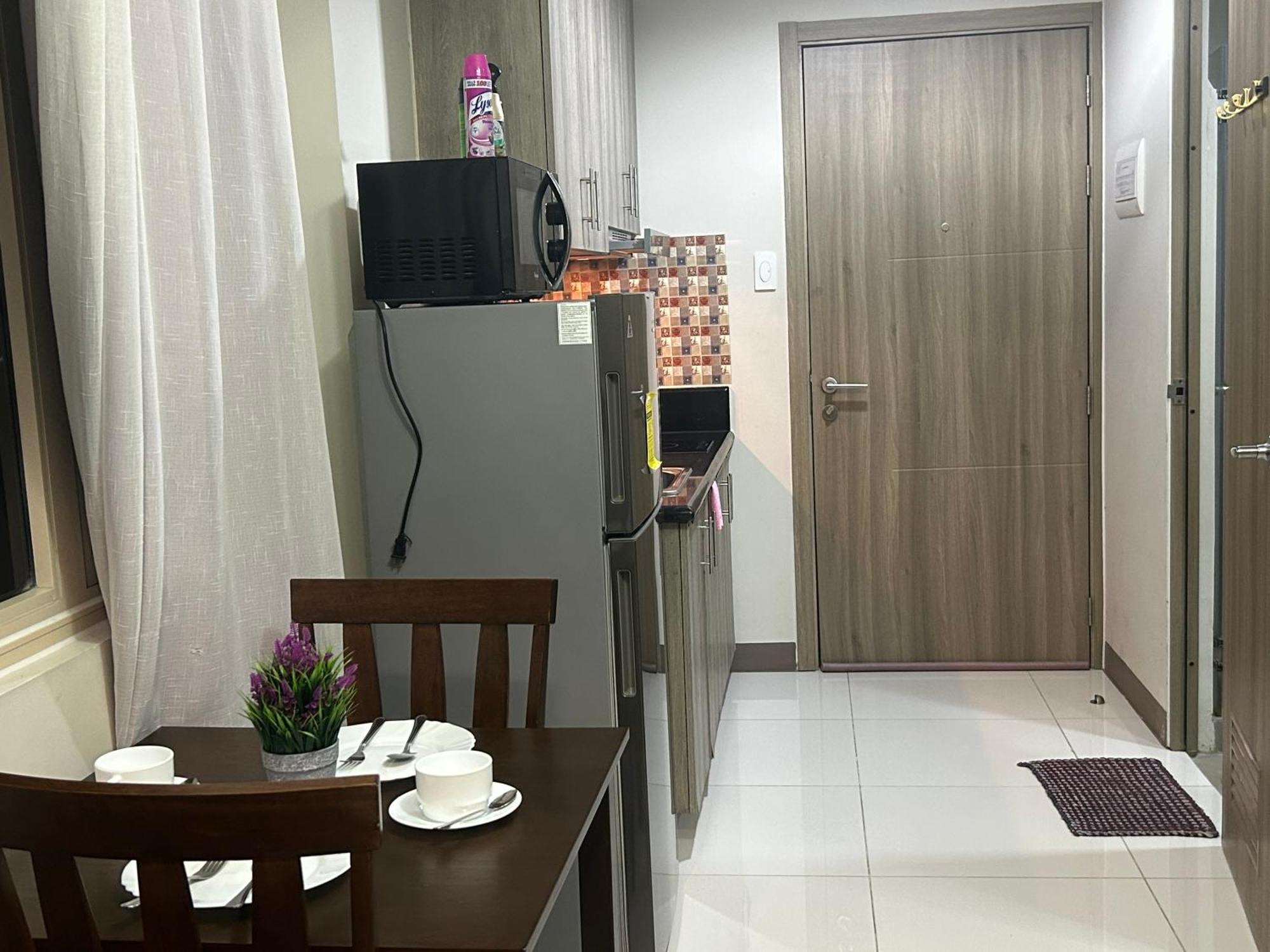 2Br Coast Residences 마닐라 외부 사진